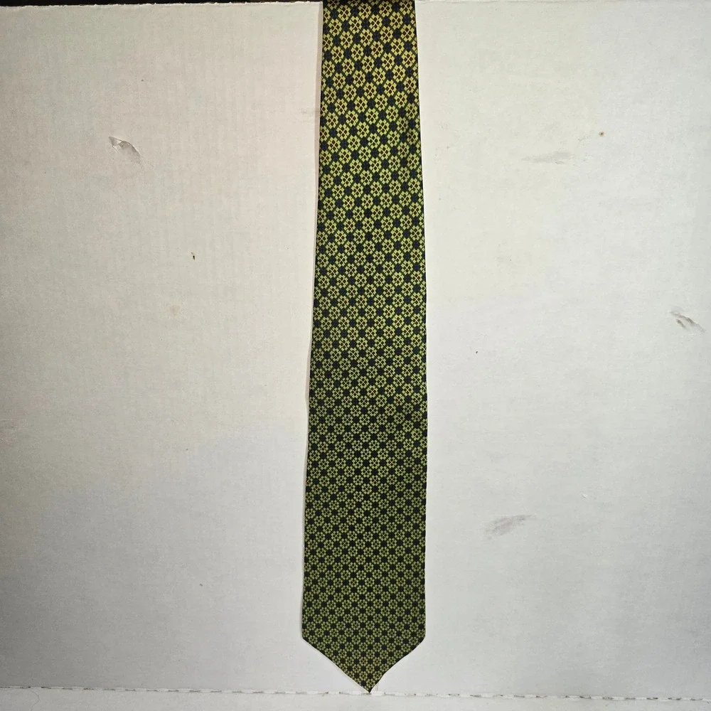 Vintage Green All Silk Made in‎ Italy Dayton's Brand Neck Tie NEW!